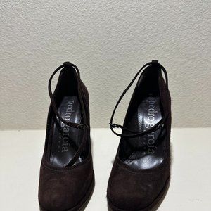 Pedro Garcia Suede pumps